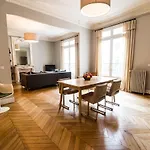 Le Magnifique - 3 Chambres Paris 9E