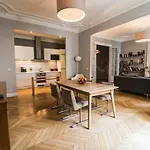 Le Magnifique - 3 Chambres Paris 9E