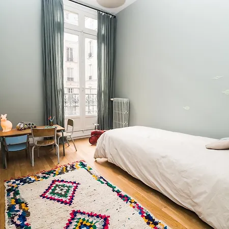 Le Magnifique - 3 Chambres 9e Parigi